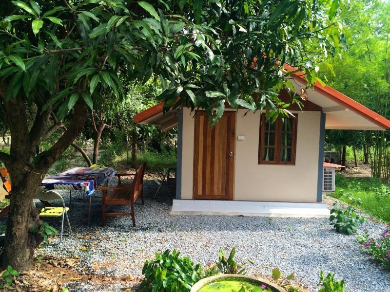 Areeya Resort Watthana Nakhon Екстер'єр фото