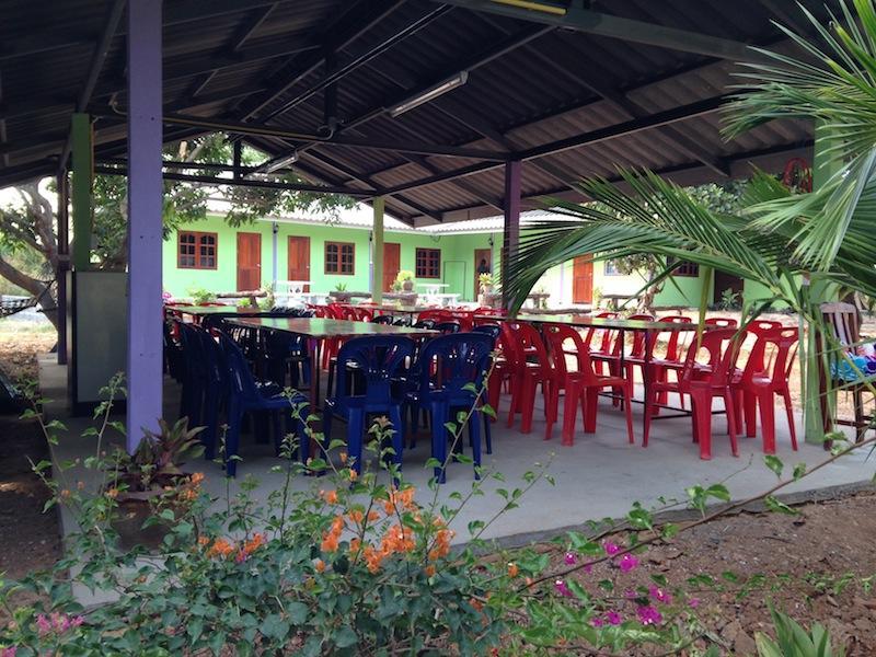 Areeya Resort Watthana Nakhon Екстер'єр фото