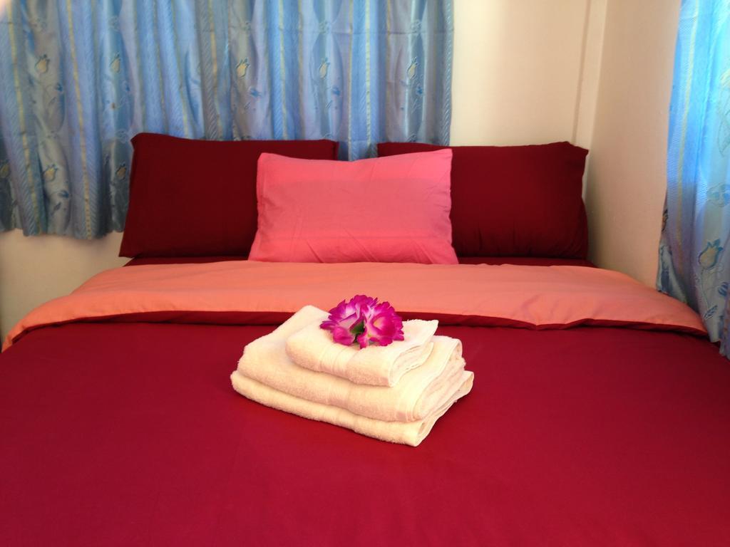 Areeya Resort Watthana Nakhon Екстер'єр фото